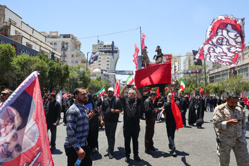 مشهد ساعاتی پیش از آغاز مراسم تشییع پیکر رهبر شهید
