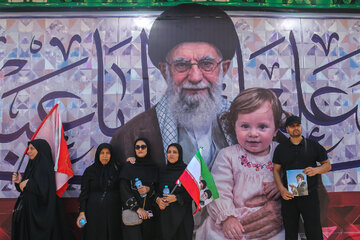 مشهد ساعاتی پیش از آغاز مراسم تشییع پیکر رهبر شهید