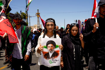 مراسم تشییع پیکر مطهر رهبر شهید انقلاب - مشهد