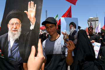 مراسم تشییع پیکر مطهر رهبر شهید انقلاب - مشهد