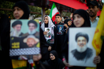 مراسم تشییع پیکر مطهر رهبر شهید انقلاب - مشهد
