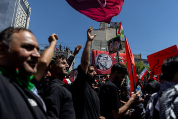 مراسم تشییع پیکر مطهر رهبر شهید انقلاب - مشهد /۴