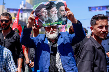 مراسم تشییع پیکر مطهر رهبر شهید انقلاب - مشهد /۳