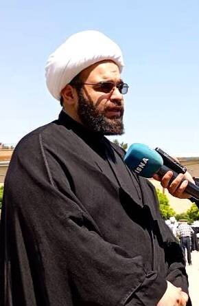 حماسه حضور و تداوم راه رهبر شهید