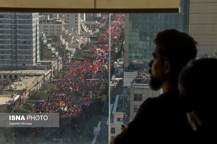 وداع آخر با رهبر شهید انقلاب