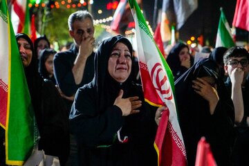 تجمع محوری مردم اهواز در بدرقه آقای شهید ایران