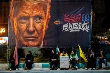 تجمع محوری مردم اهواز در بدرقه آقای شهید ایران