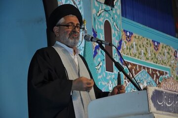 امام جمعه موقت ساری: ترامپ و نتانیاهو باید محاکمه شوند