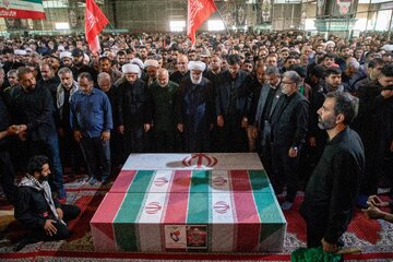 تشییع پیکر سه شهید حافظ امنیت در اهواز