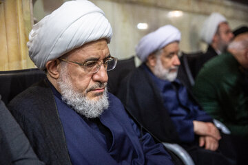 آیت الله محسن اراکی در مراسم ترحیم امام مجاهد شهید در حرم حضرت فاطمه معصومه(س)