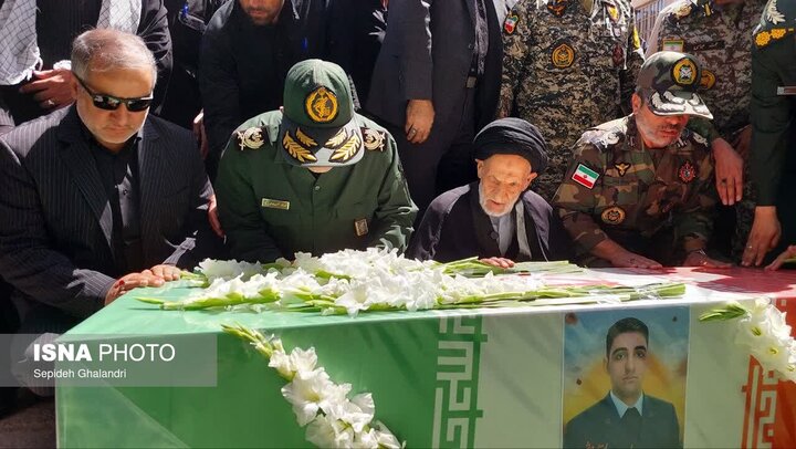تشییع باشکوه شهید «علیرضا بالیده» در بیرجند؛ وداع مردم خراسان جنوبی با مدافع وطن