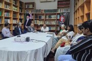 نشست بررسی ابعاد معنوی و میراث فکری رهبر شهید برگزار شد