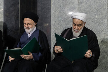 آیت‌الله محمدی گلپایگانی در دومین شب بزرگداشت رهبر شهید انقلاب اسلامی - حرم مطهر رضوی