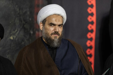 حجت‌الاسلام محمدجواد محمدی گلپایگانی ، داماد رهبر شهید انقلاب در دومین شب بزرگداشت رهبر شهید انقلاب اسلامی - حرم مطهر رضوی