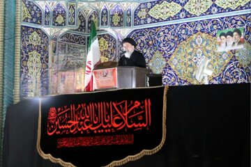 آیت‌الله خاتمی: داغ رهبر شهید به این زودی‌ها فراموش نخواهد شد