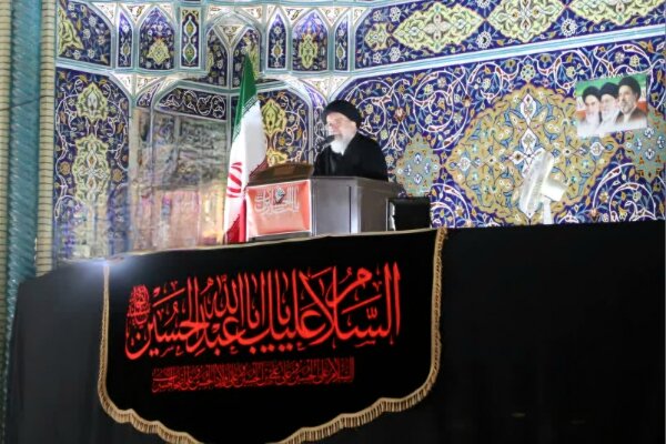 آیت‌الله خاتمی: داغ رهبر شهید به این زودی‌ها فراموش نخواهد شد