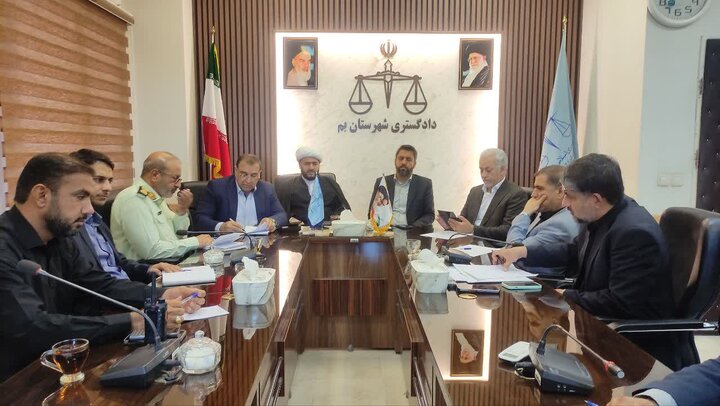 نشست مسئولان ارشد بم با موضوع تسریع در روند راه‌اندازی فرودگاه