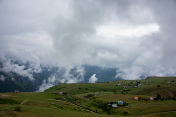 سوباتان بهشت  مه آلود ایران
