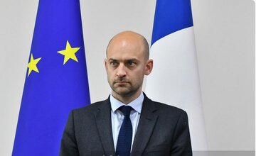 وزیر خارجه فرانسه: تشدید تنش با ایران فاجعه‌بار است