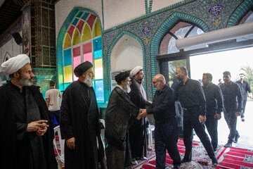 مراسم بزرگداشت رهبر شهید در مصلی اهواز