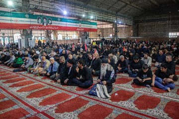 مراسم بزرگداشت رهبر شهید در مصلی اهواز