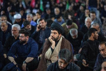 مراسم بزرگداشت رهبر شهید در مصلی اهواز