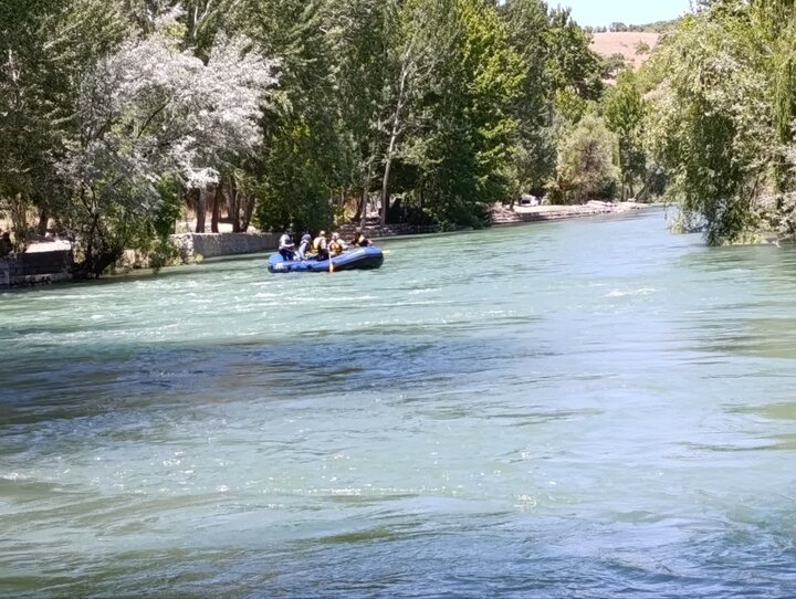 هیجان بر مدار زایندهرود/ رفتینگ، برگ برنده گردشگری چهارمحال و بختیاری