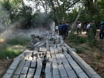 آزادسازی ۷۰۰۰ مترمربع از باغات بلوار شهید چمران شیراز