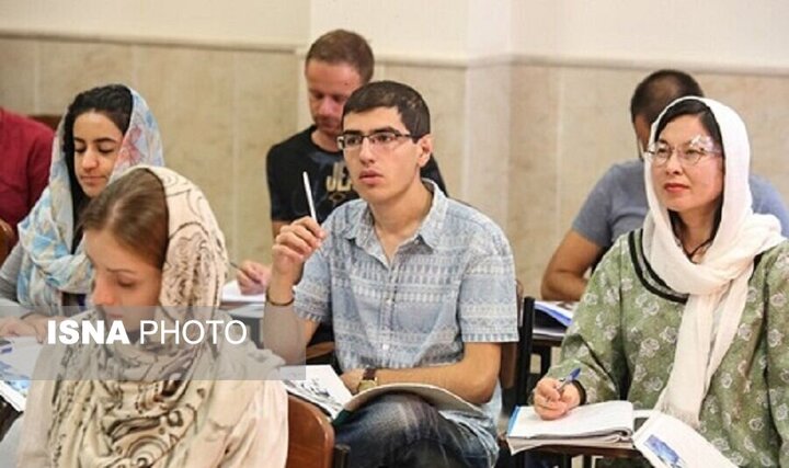 پذیرش دانشجویان اتباع خارجی در دانشگاه آزاد اسلامی سیستان و بلوچستان