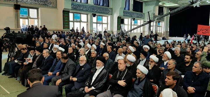 آیین بزرگداشت امام مجاهد شهید آغاز شد