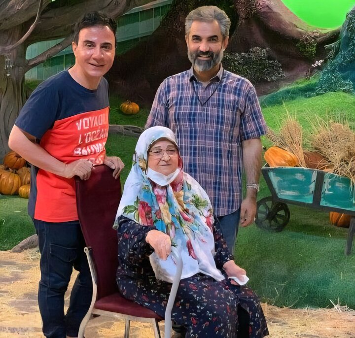 عموپورنگ در سوگ «ننه‌نقلی»