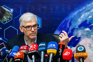 نشست خبری رئيس سازمان فضایی ایران