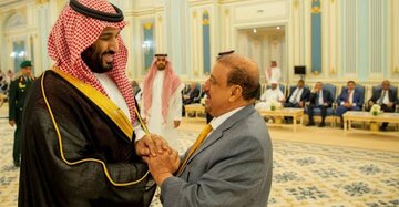 اتهام‌زنی مزدوران عربستان به عمان در یمن