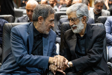 دکتر علی منتظری، رئیس جهاددانشگاهی و غلامعلی حداد عادل در مراسم سالروز بازدید تاریخی رهبر شهید انقلاب اسلامی از پژوهشگاه رویان