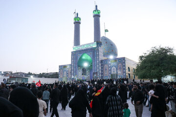 تشییع پیکر ۳ عضو خانواده محیط‌بان هرمزگانی - حاجی‌آباد