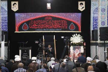 آیین بزرگداشت امام شهید امت اسلامی در زاهدان برگزار شد