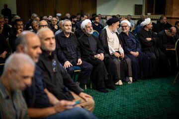 مراسم بزرگداشت رهبر شهید انقلاب و خانواده ایشان - حسینیه ۲ جماران