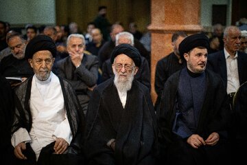 مراسم بزرگداشت رهبر شهید انقلاب و خانواده ایشان - حسینیه ۲ جماران