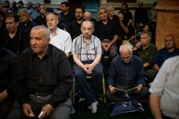 مراسم بزرگداشت رهبر شهید انقلاب و خانواده ایشان - حسینیه ۲ جماران