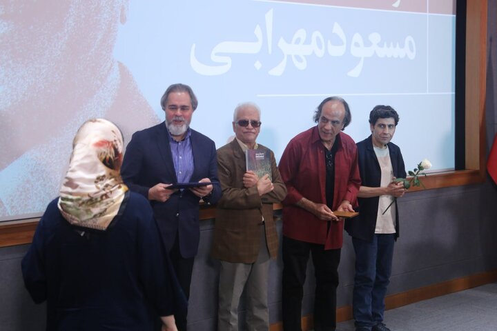 گزارشی از یک مراسم خاص سینمایی