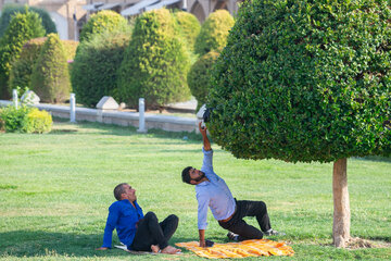 اصفهان در مدار ۴۷ درجه