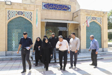 حضور در یادمان شهدای گمنام گتوند در سفر فاطمه مهاجرانی، سخنگوی دولت به خوزستان