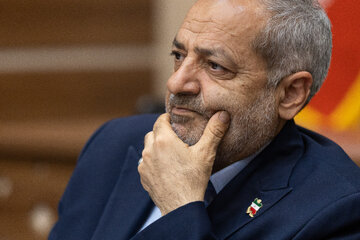 علیرضا کاظمی، وزیر آموزش و پرورش در نخستین جلسه ستاد مرکزی بزرگداشت دولتمردان شهید