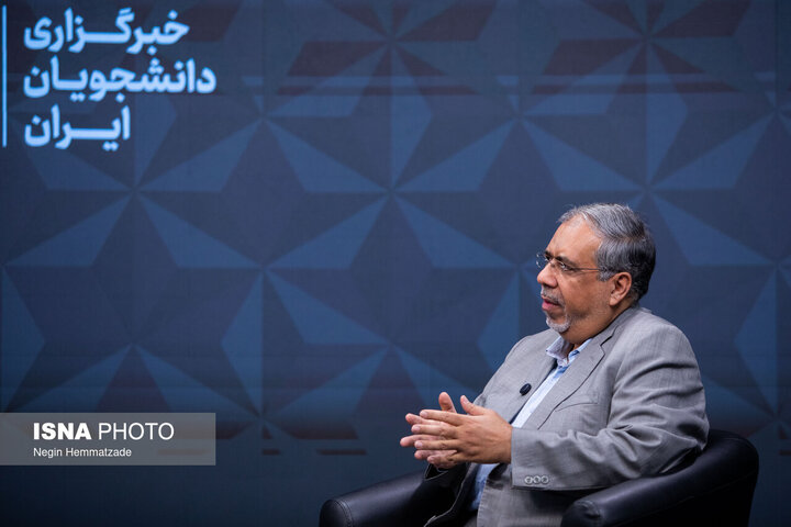 محمدنیا: نباید جایگزینی برای تنگه هرمز ایجاد شود