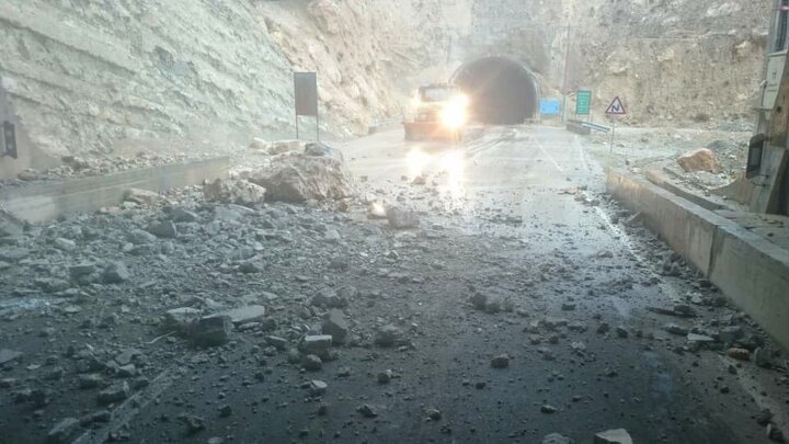 عملیات بازگشایی تونل شهید میرزایی هرمزگان در مراحل پایانی است