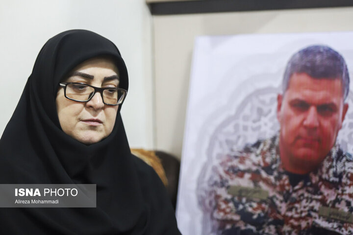 مهاجرانی: راه شهیدان را با صبر زینبی ادامه می‌دهیم/از این گردنه تاریخی با عزت عبور می‌کنیم