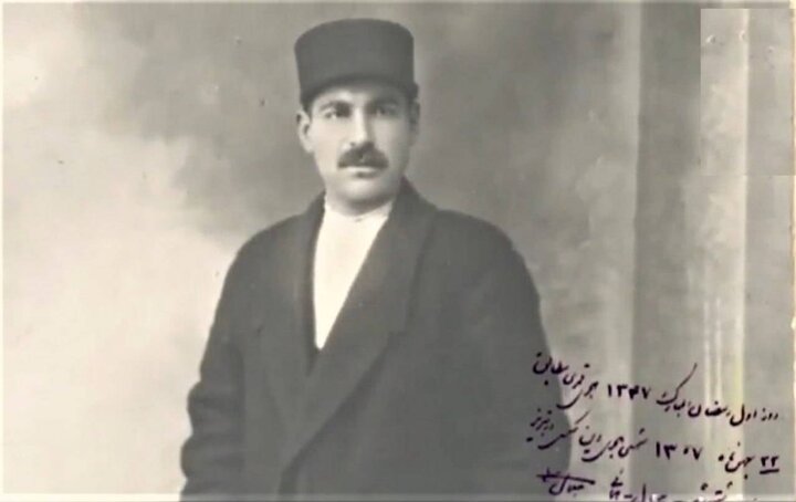 دکتری نداشت اما کسی بدون امضاء و تایید او کسی دکتری نمی گرفت