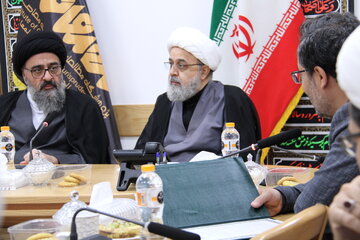 دیدگاه‌های رهبر شهید درباره فقه معاصر باید به گفتمان علمی حوزه و دانشگاه تبدیل شود