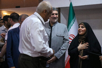 برگزاری نشست اضطراری مدیریت بحران با حضور معاون اجرایی رئیس‌جمهور، وزیر نیرو و وزیر راه و شهرسازی در بندرعباس