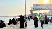 نبض همبستگی در ساحل خلیج‌ فارس/ زنجیره ۵ کیلومتری جان‌فدایان ایران